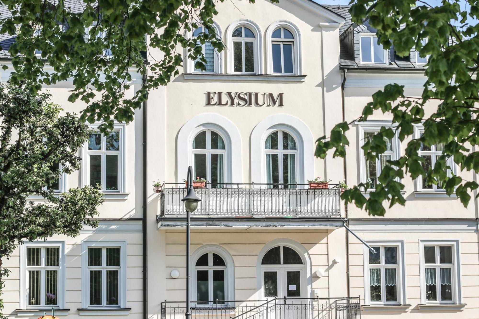 Apartment Elysium Am Rosengarten Bad Elster Dış mekan fotoğraf